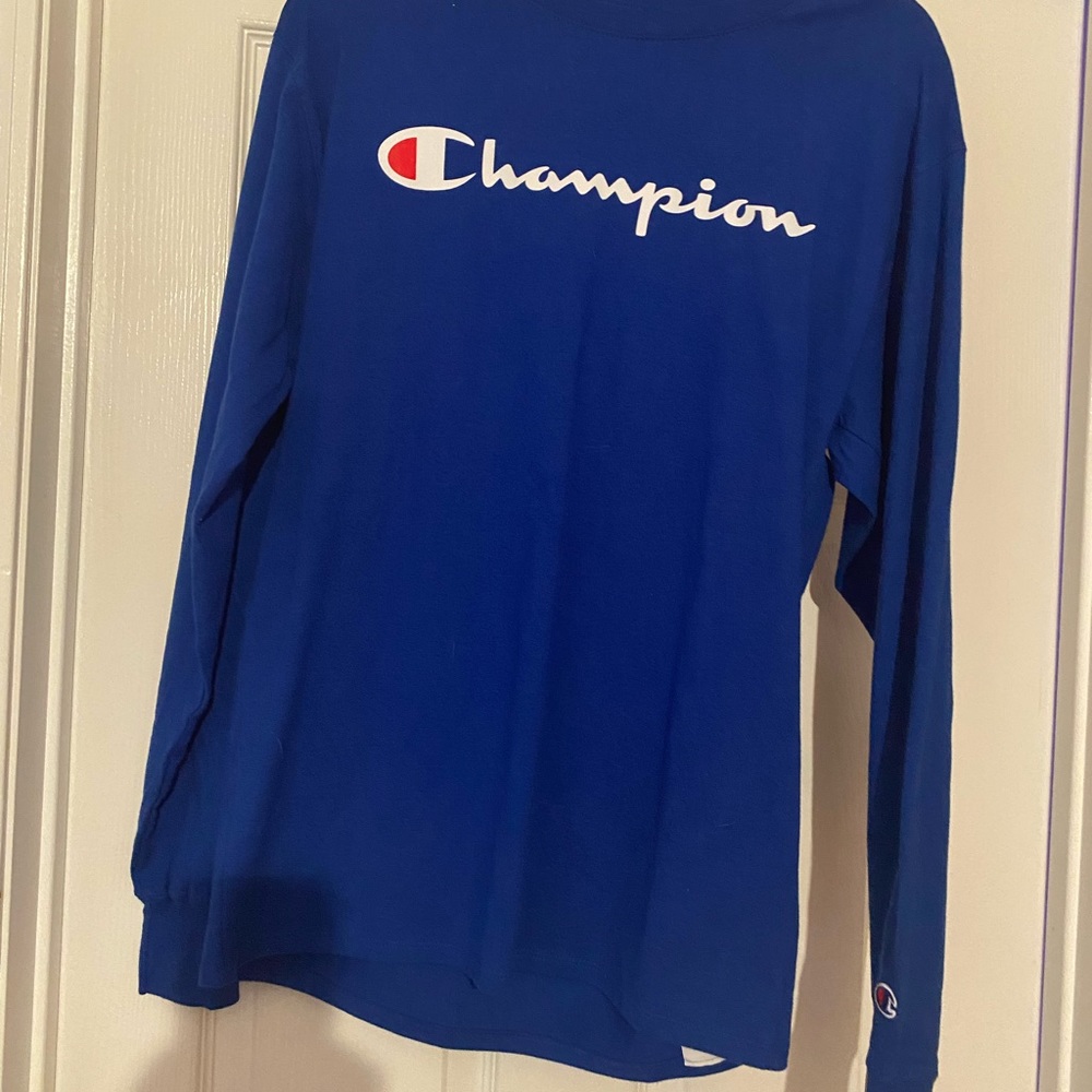 Champion long sleeve royal blue T-shirt NWT MENS MEDIUM